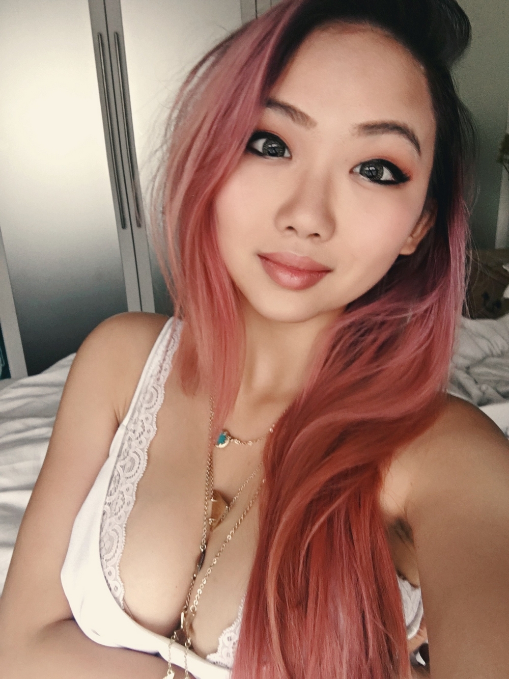 Asian dolls boasting boobs on social networks Picture 7